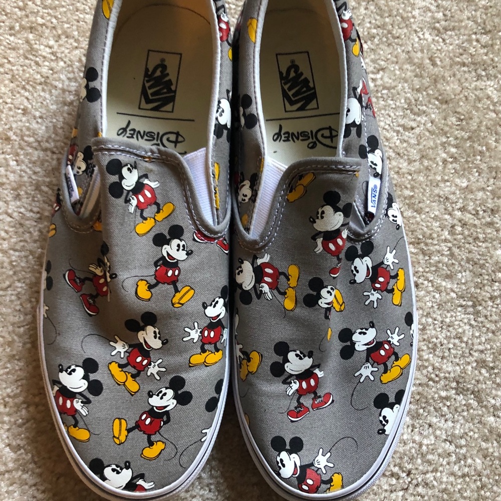 Rare Mickey Mouse classic Slip-on Vans-New